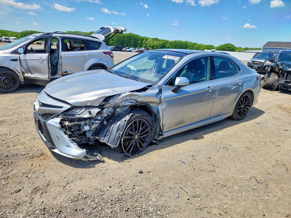 4T1K61BK5MU030231