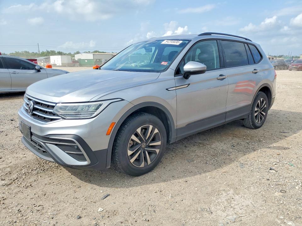 3VV1B7AX7NM088232