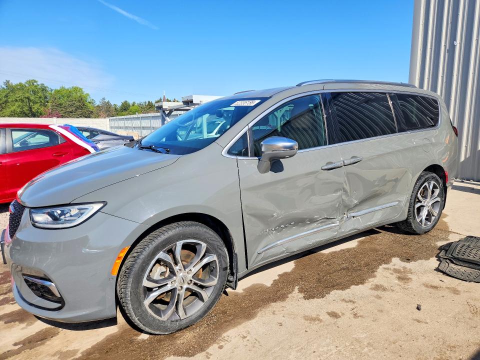 2C4RC3PG1MR569275