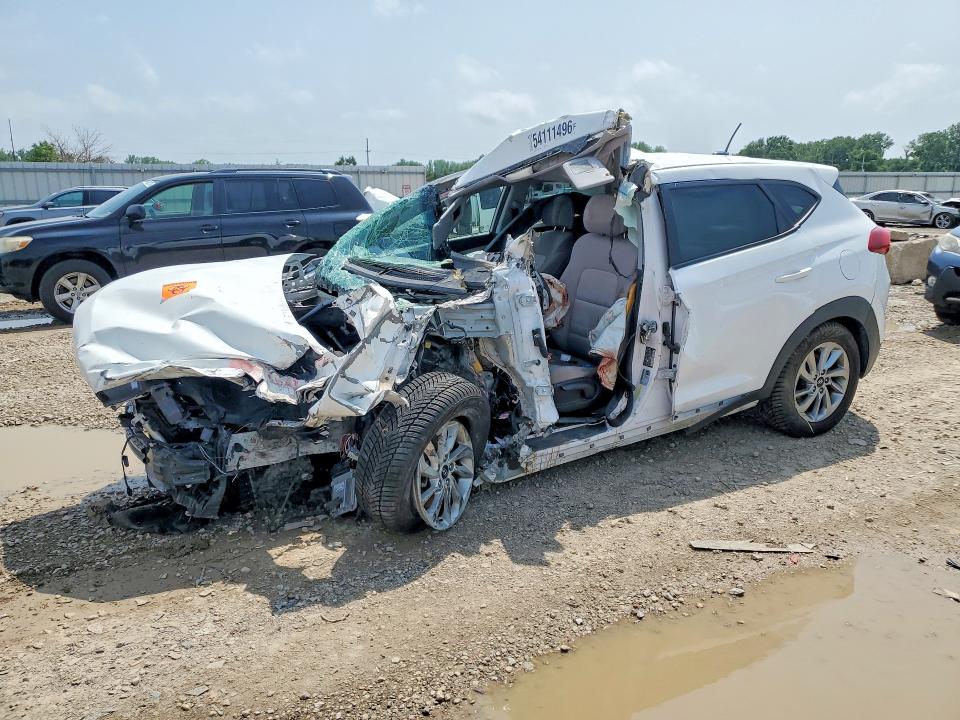 KM8J23A42GU199293