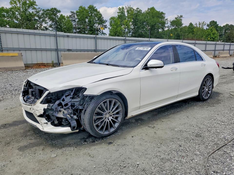 WDDUG8FB4FA084160
