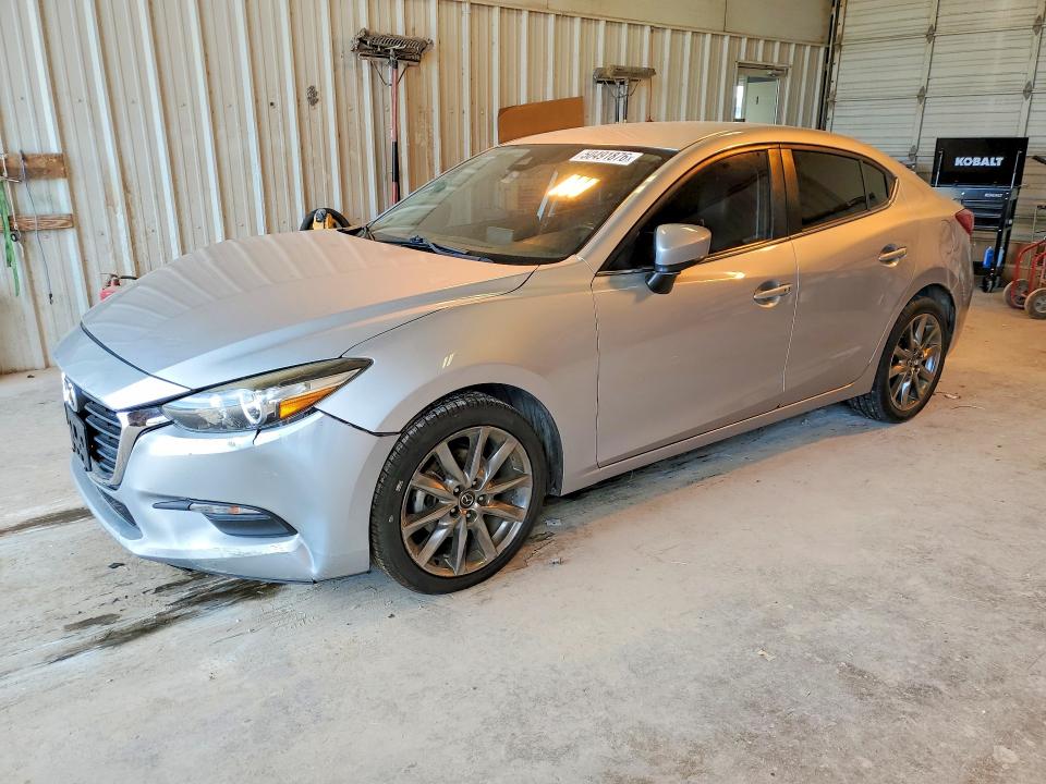 3MZBN1V30JM182068