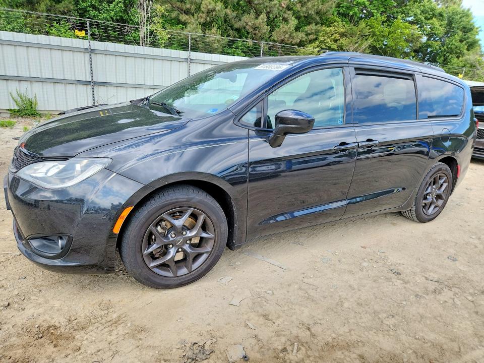 2C4RC1BG6KR609634