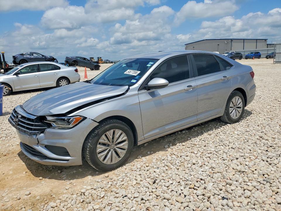 3VWCB7BU7KM248520
