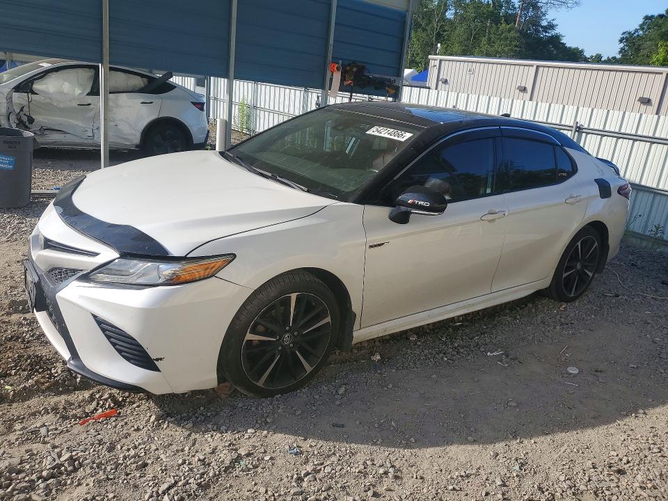 4T1B61HK9KU174403