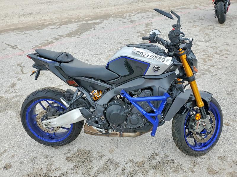 JYARN95E5RA000581