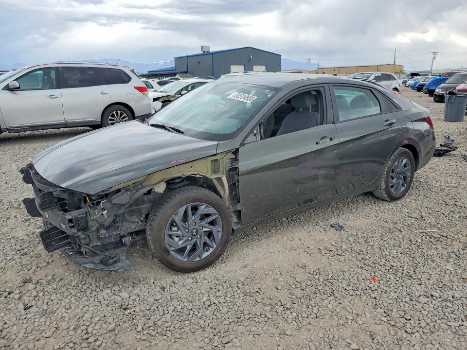 KMHLM4DGXRU765220