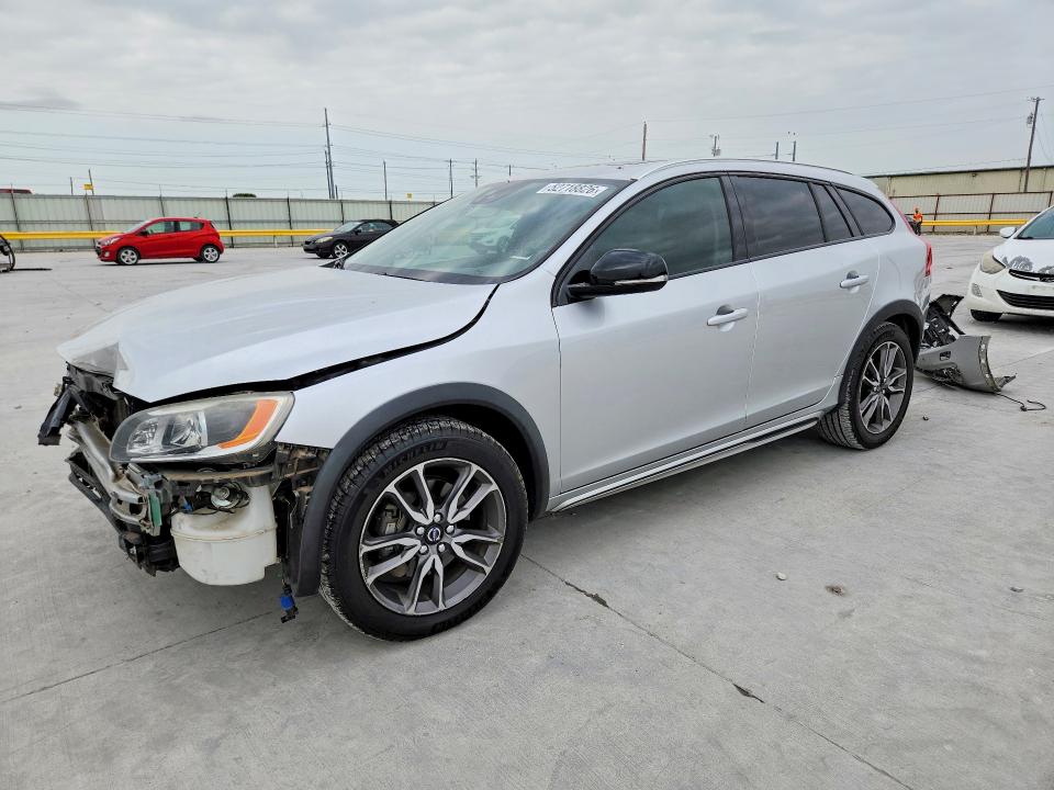 YV4612HM3G1008136