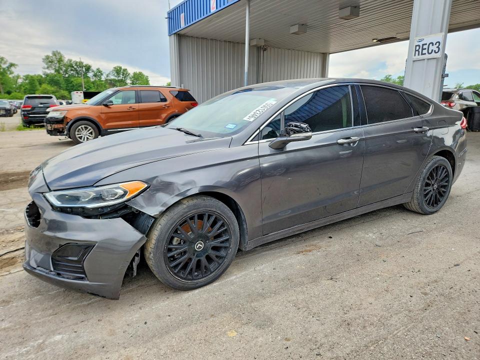 3FA6P0CD8KR113501