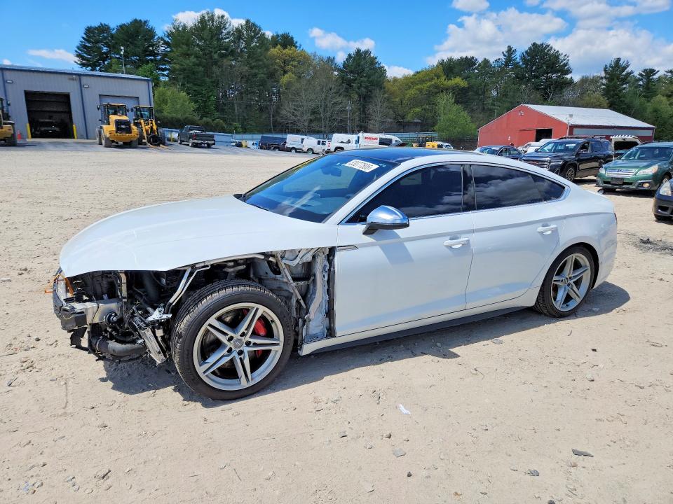 WAUC4CF5XKA086319