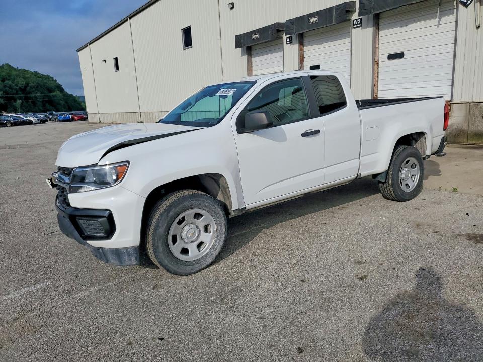 1GCHSBEA3M1163560