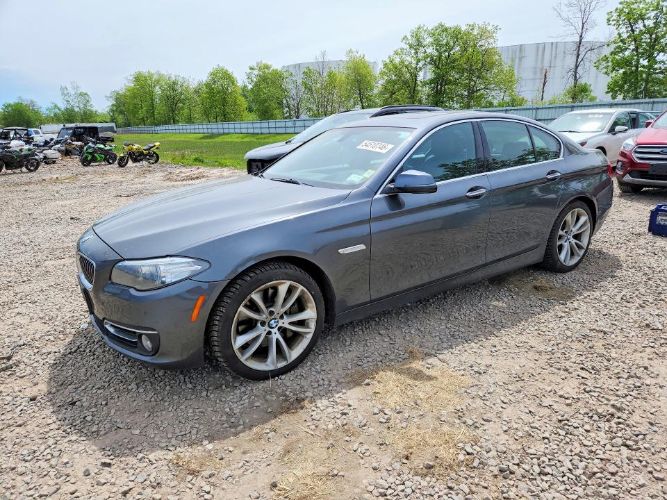WBA5B3C56GG252570
