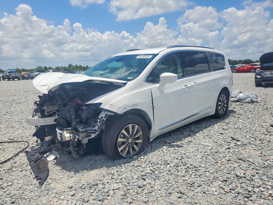 2C4RC1EG3LR197671