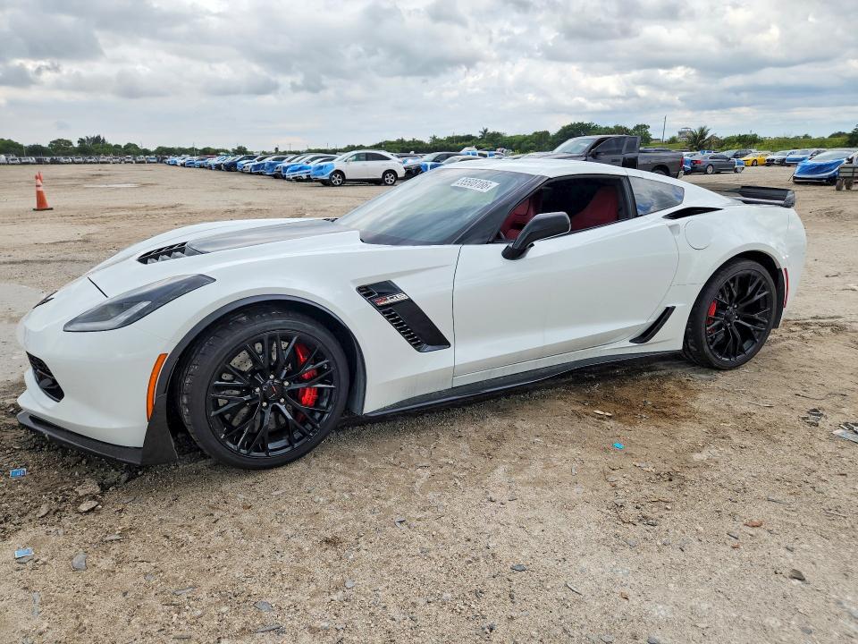 1G1YN2D65H5604276