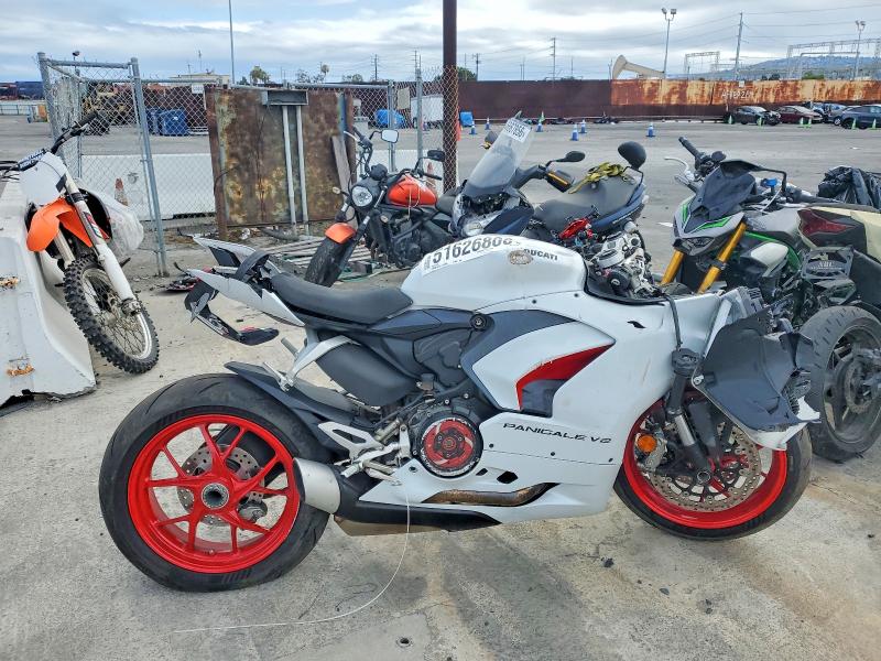 ZDMHAATW1MB003008