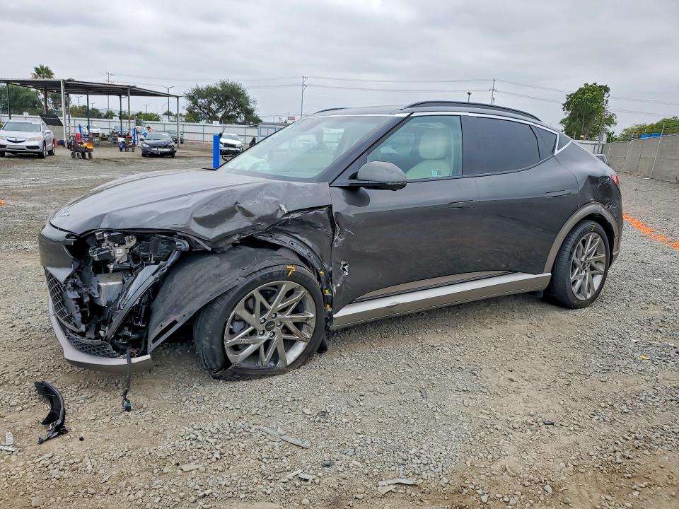 KMUKCDSC2RU023667