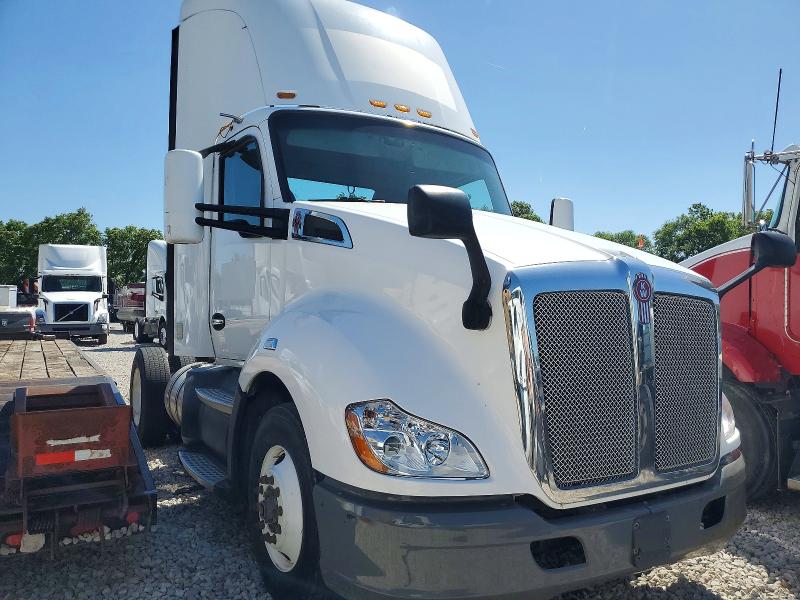 1XKYA48X6GJ496309