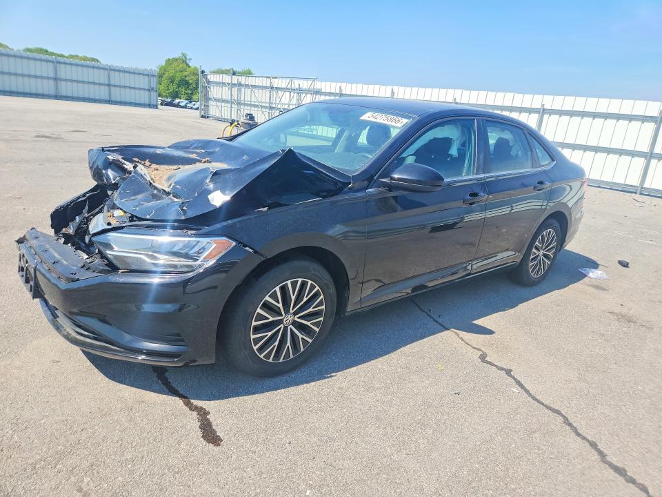 3VWC57BU1LM104731