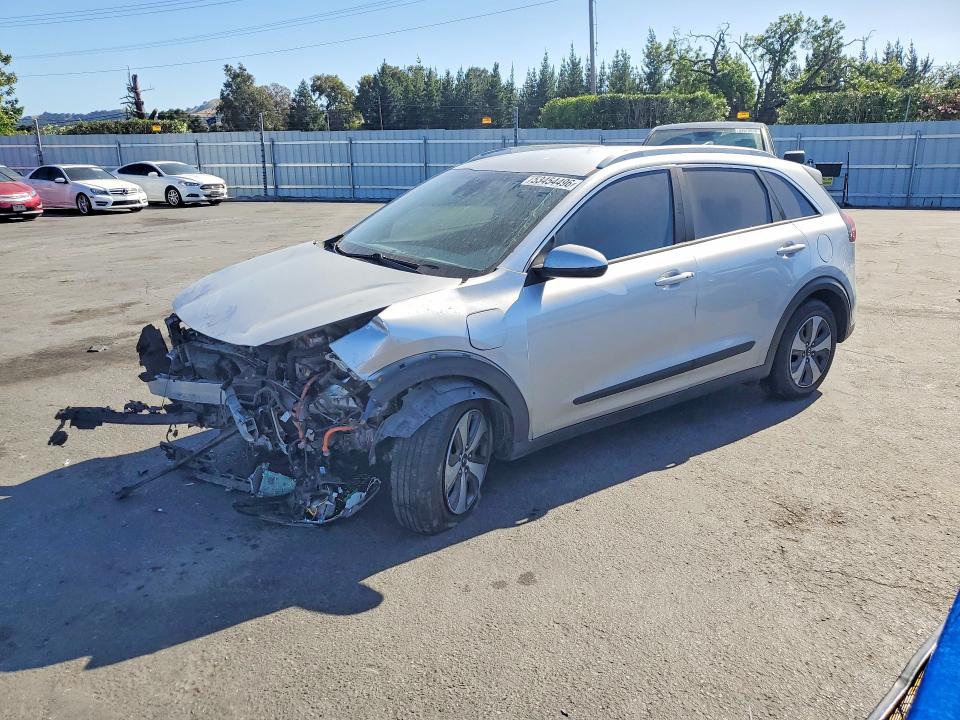 KNDCM3LD0J5190338