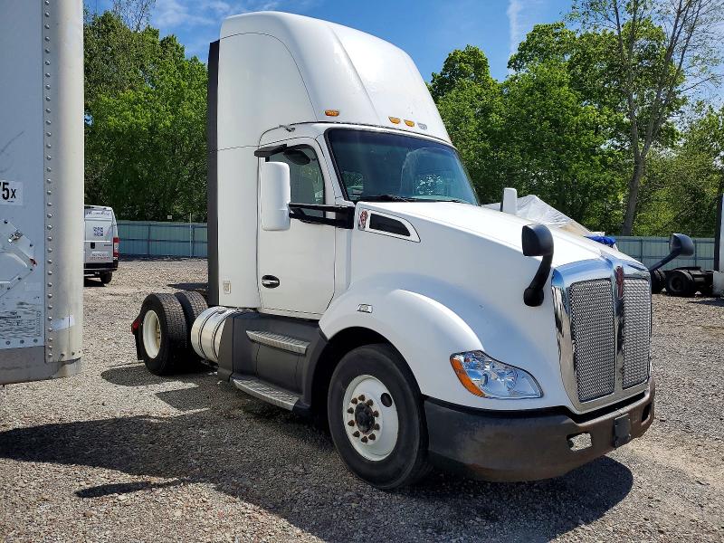 1XKYA48X5GJ496608