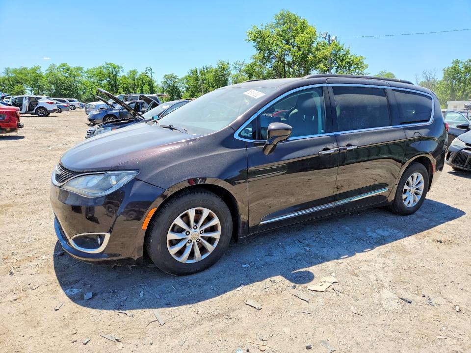 2C4RC1BG6HR733850
