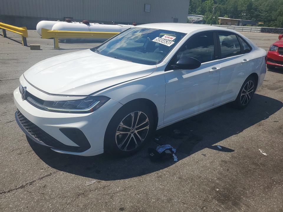 3VWBX7BU9SM042855