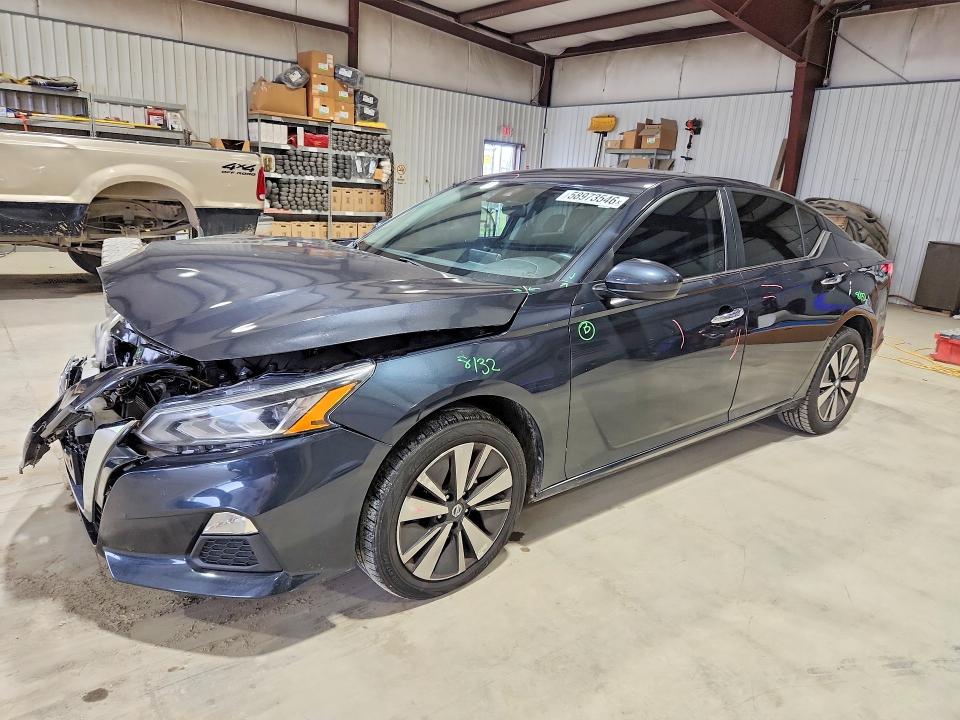 1N4BL4DW8NN370215
