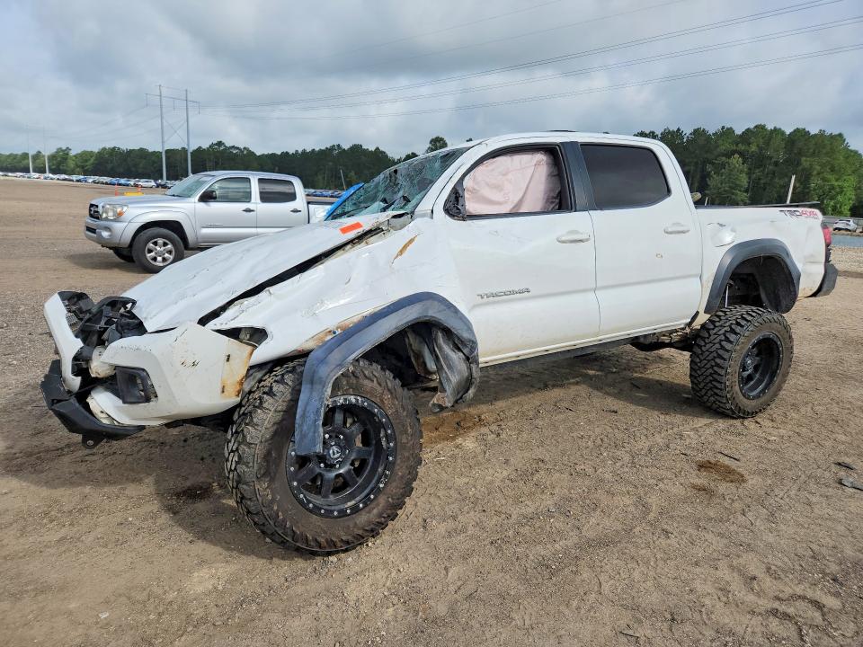 5TFCZ5AN8GX042184