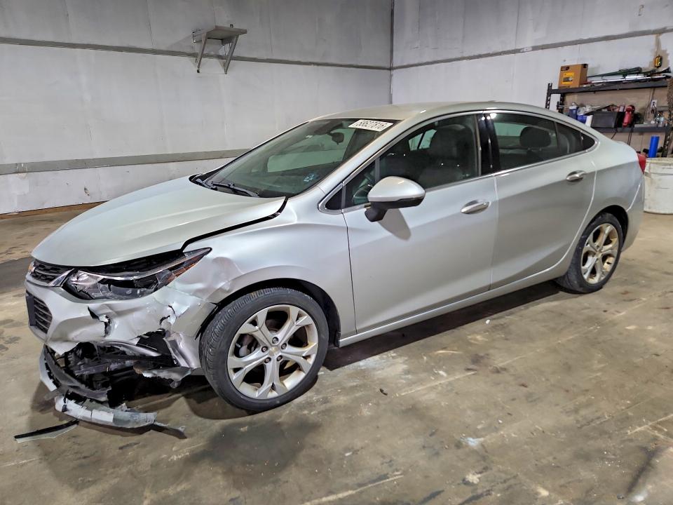 1G1BF5SMXJ7158271