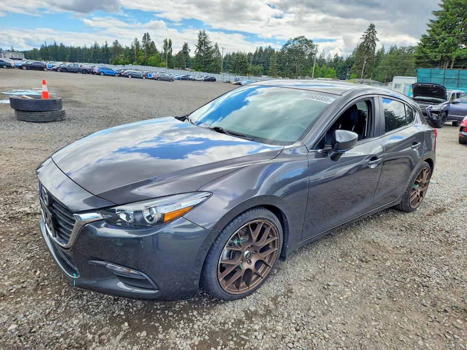 3MZBN1L37JM176254