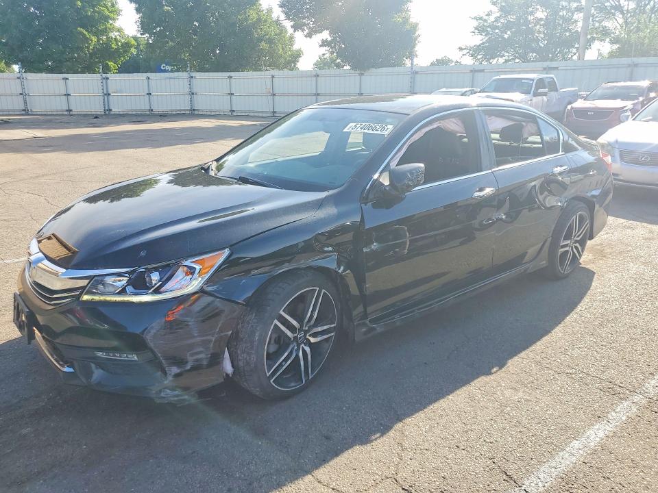 1HGCR2F53GA210261