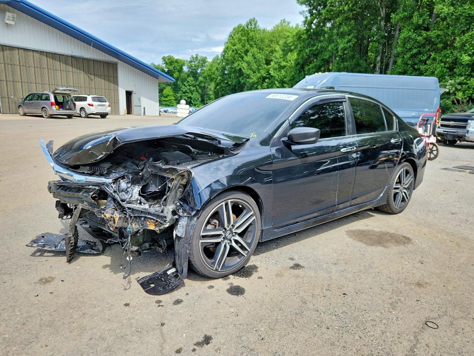 1HGCR2F52HA147901