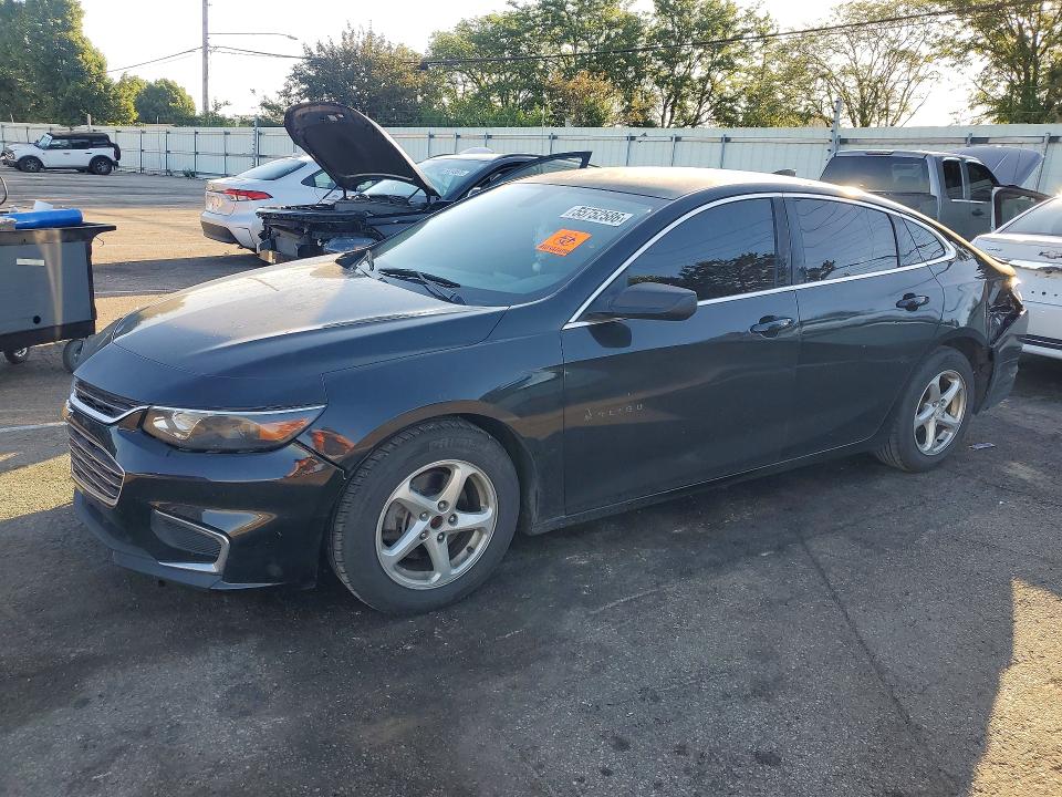 1G1ZB5ST4GF303658