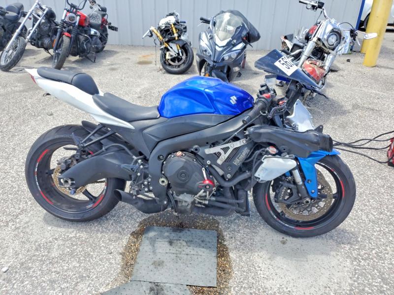 JS1GT78A7G2100228