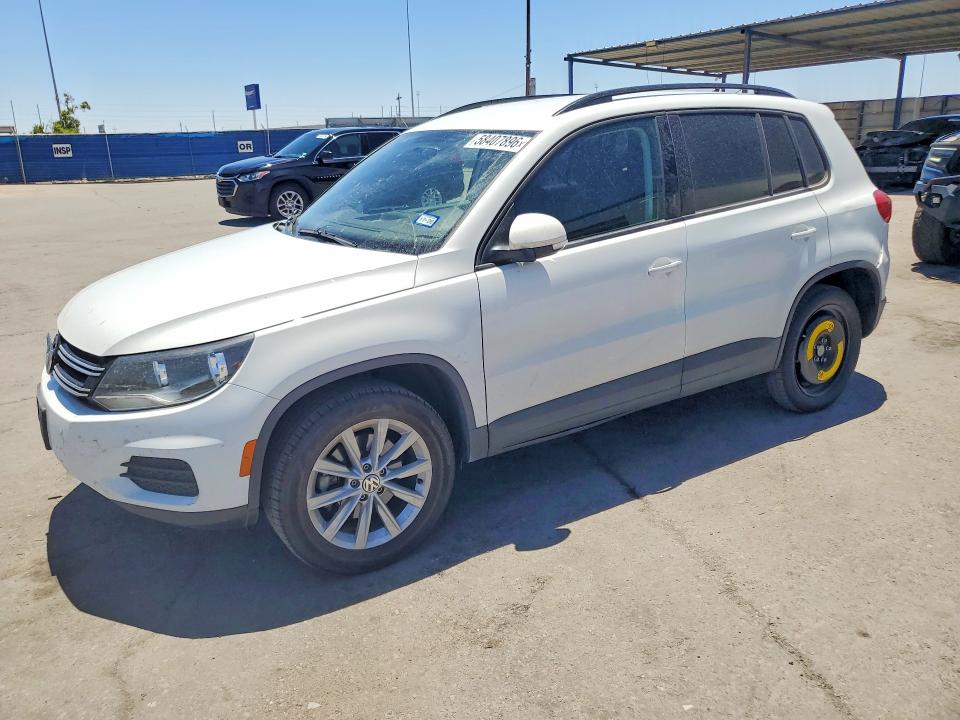 WVGAV7AX8HK049775