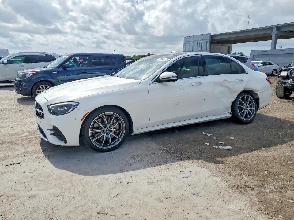 W1KZF8DB1MA940197