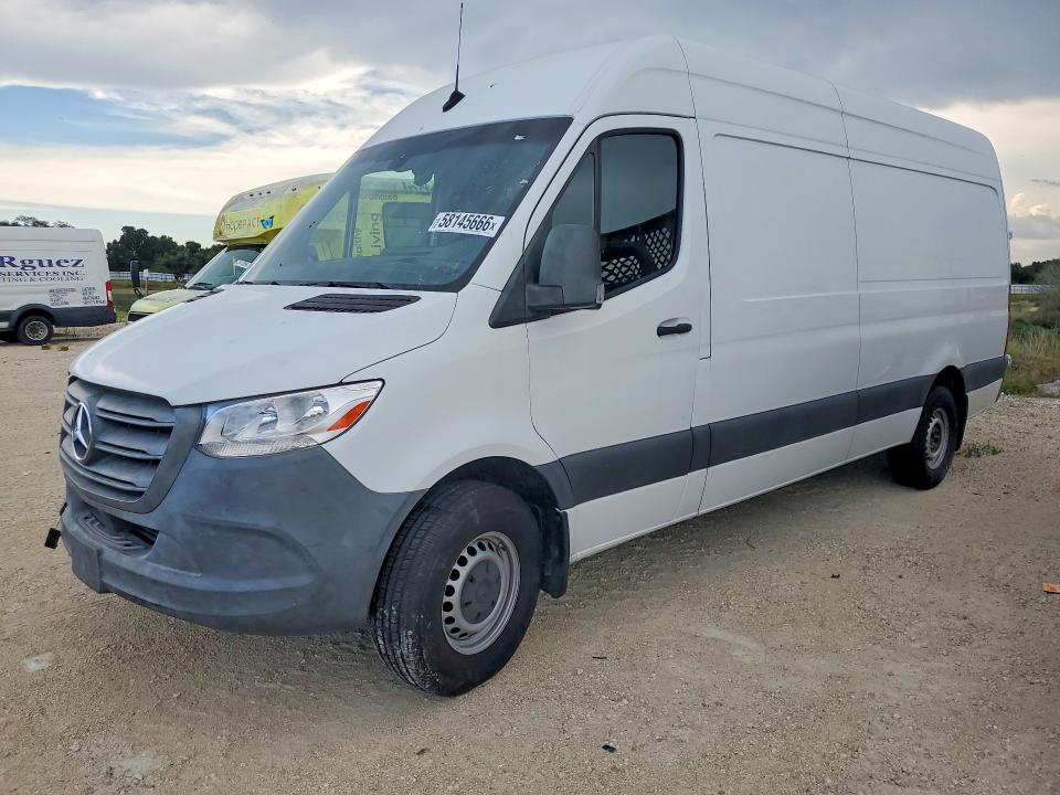 W1W40CHY5MT052343
