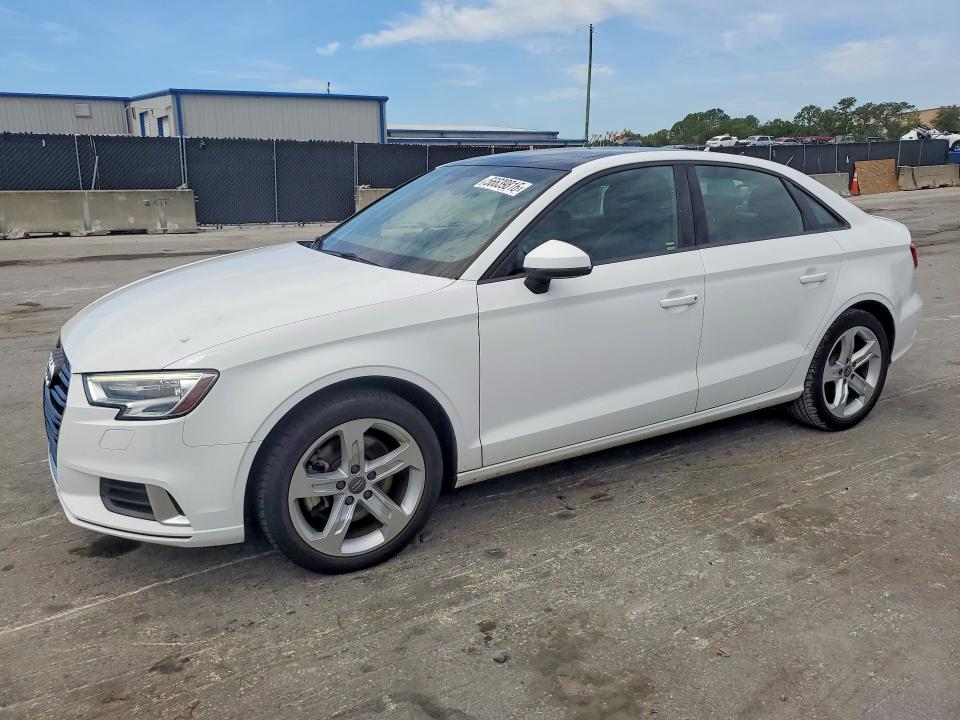 WAUAUGFF2J1040411
