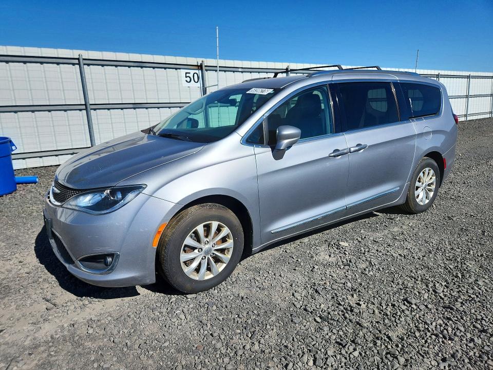 2C4RC1BGXKR626632