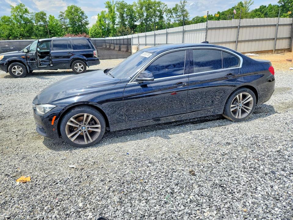 WBA8B9G54HNU50975