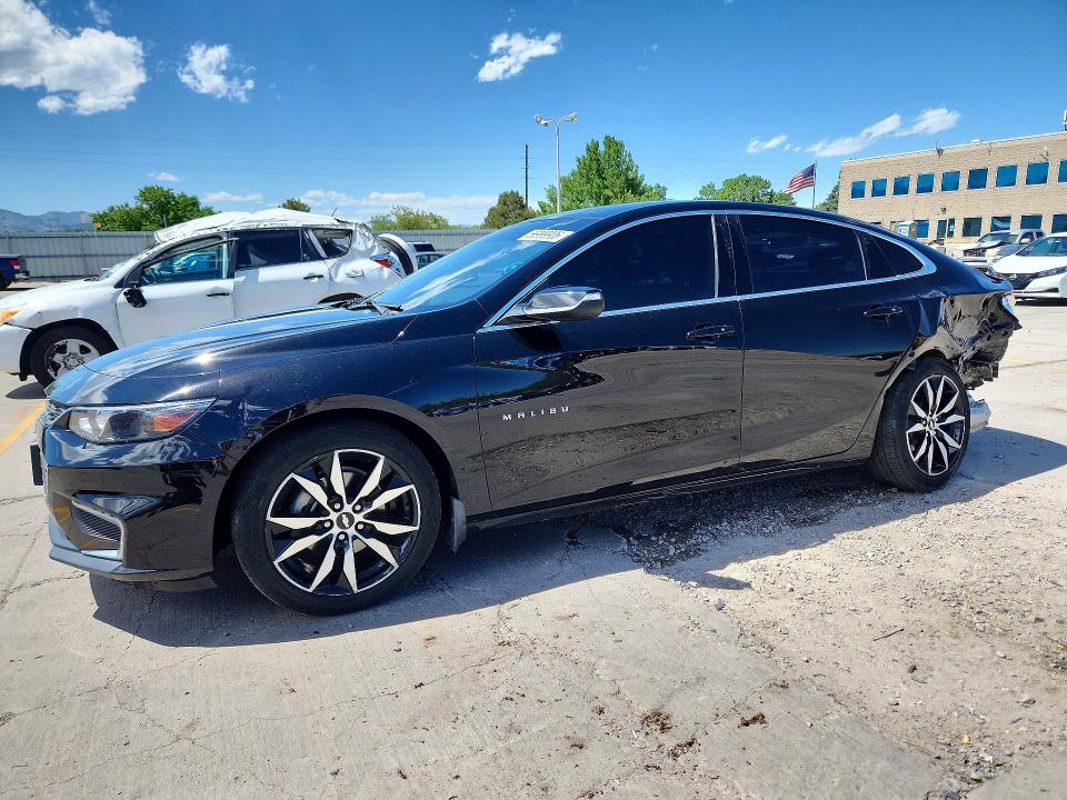 1G1ZD5ST8JF281021