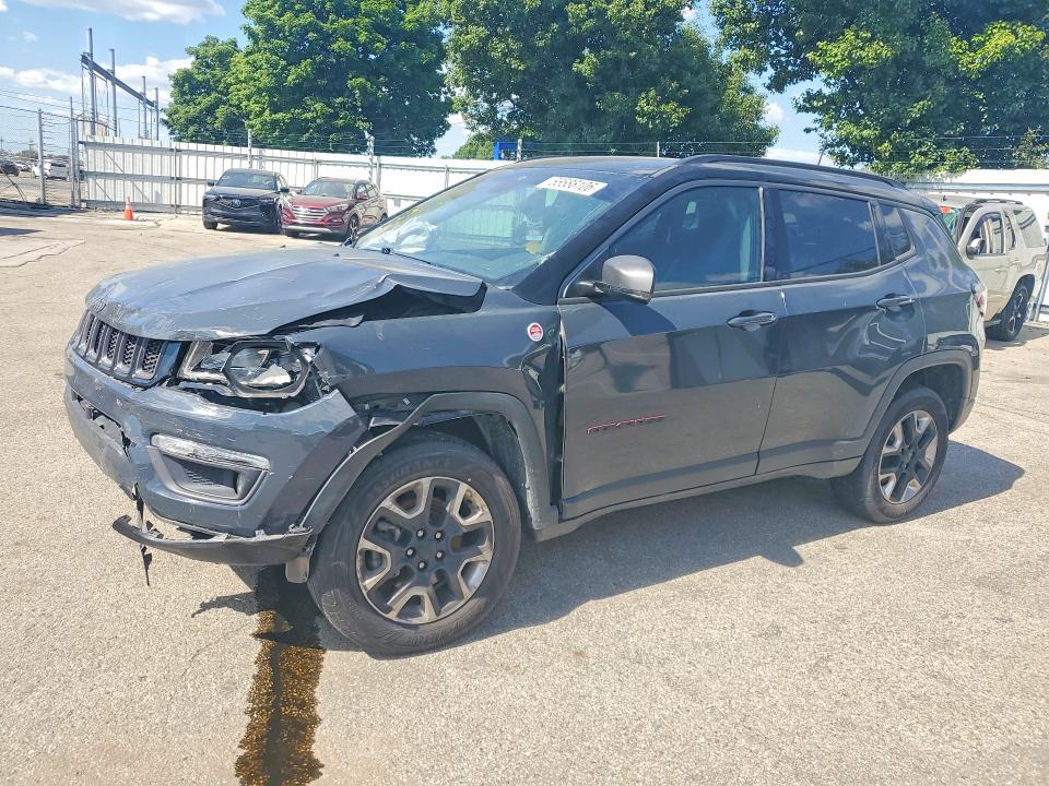 3C4NJDDB9JT367120