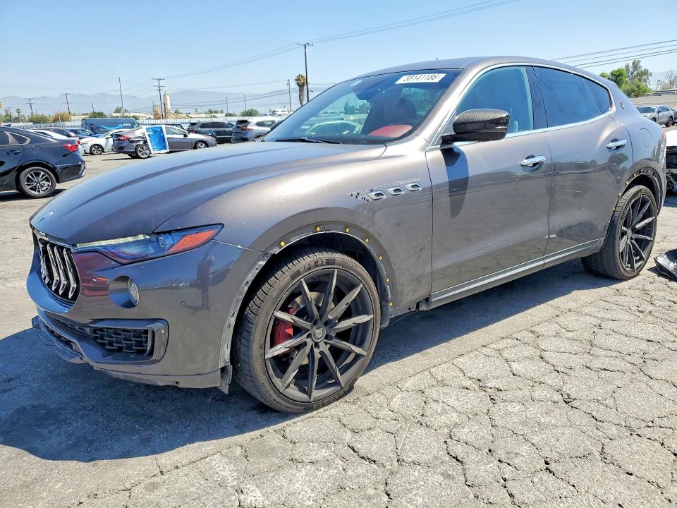 ZN661XUA0JX270209