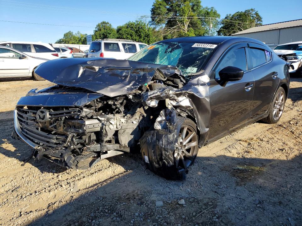3MZBN1V35JM158588