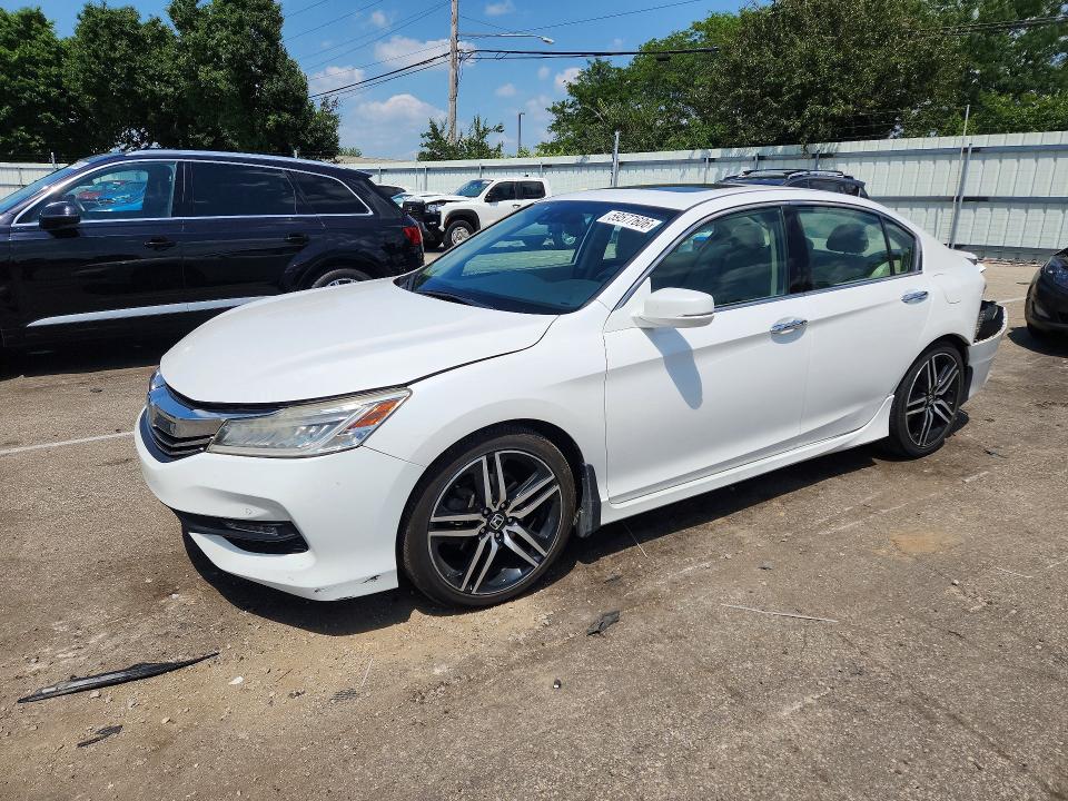 1HGCR3F99GA033837