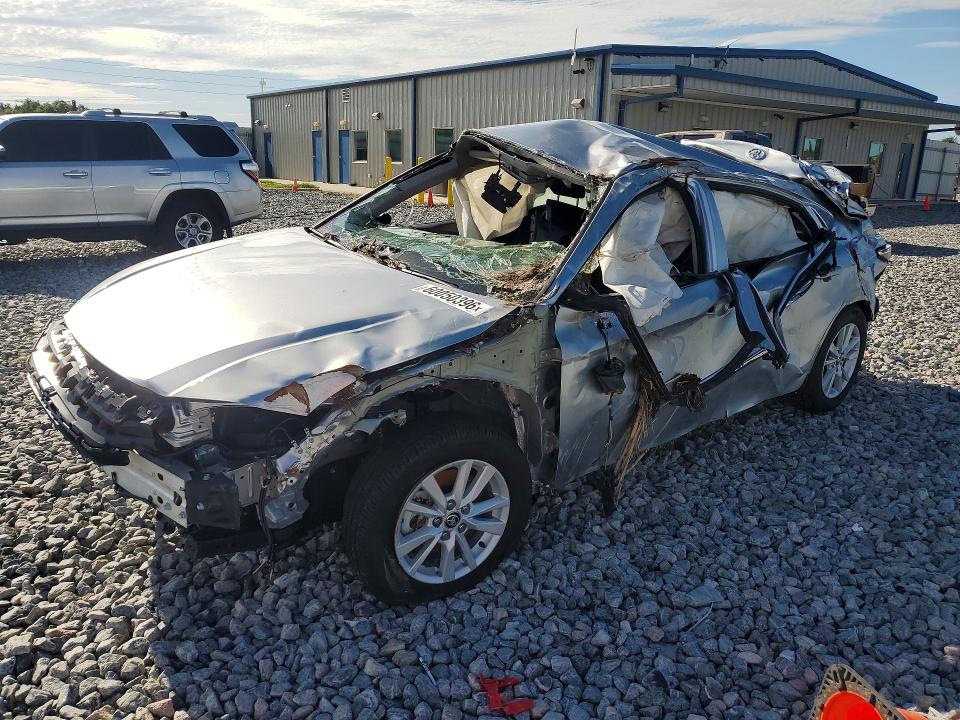 4T1DAACKXTU667782