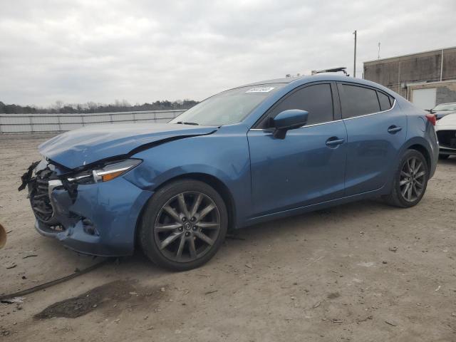 3MZBN1W30JM181128