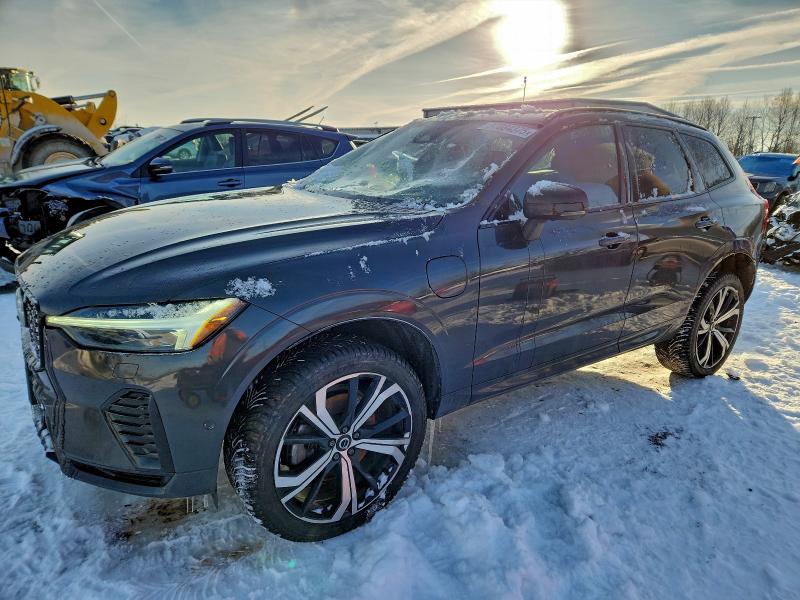 YV4BR0DM2N1953805