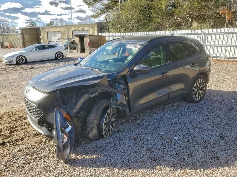 1FMCU9H99LUA39459