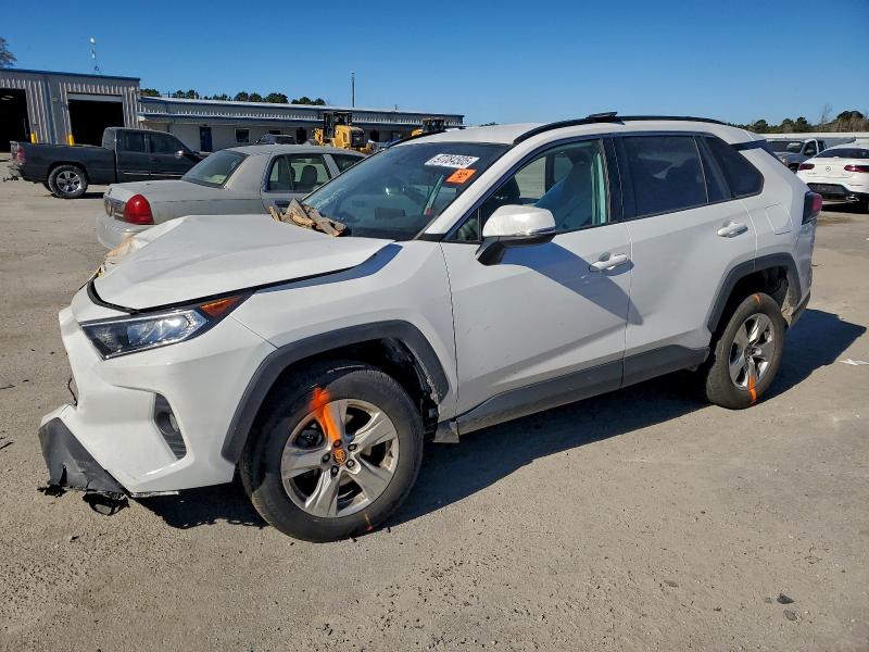 2T3W1RFV1MW138100